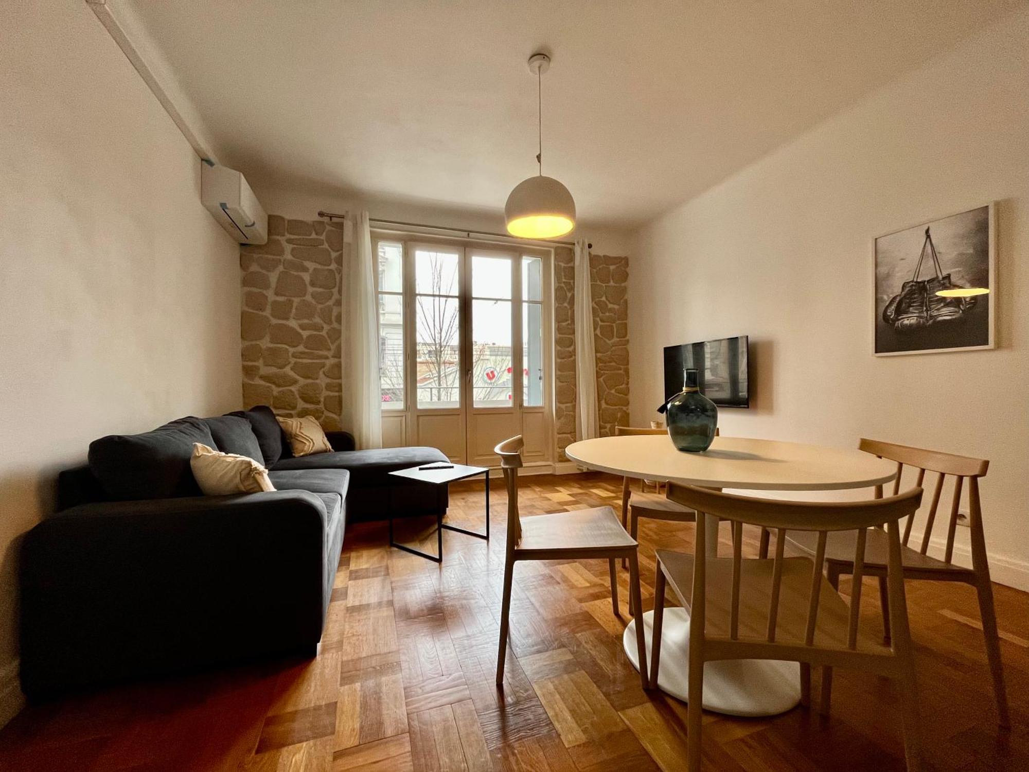 Suite Corneille Lyon Buitenkant foto