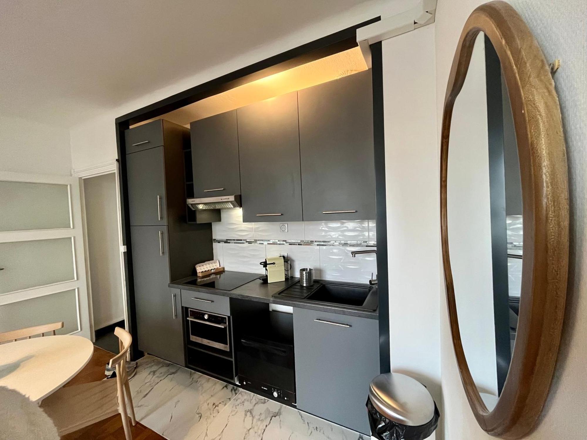 Suite Corneille Lyon Buitenkant foto